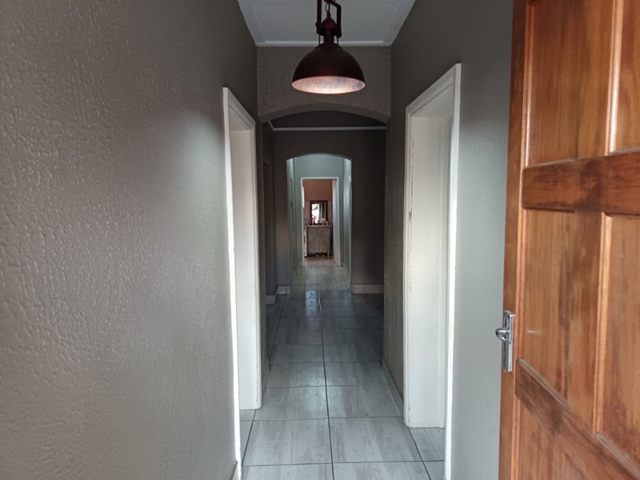 3 Bedroom Property for Sale in Beaconsfield Northern Cape